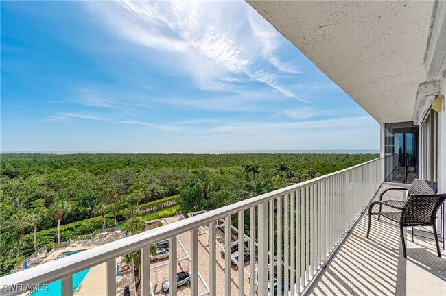 Building Photo - 6361 Pelican Bay Blvd