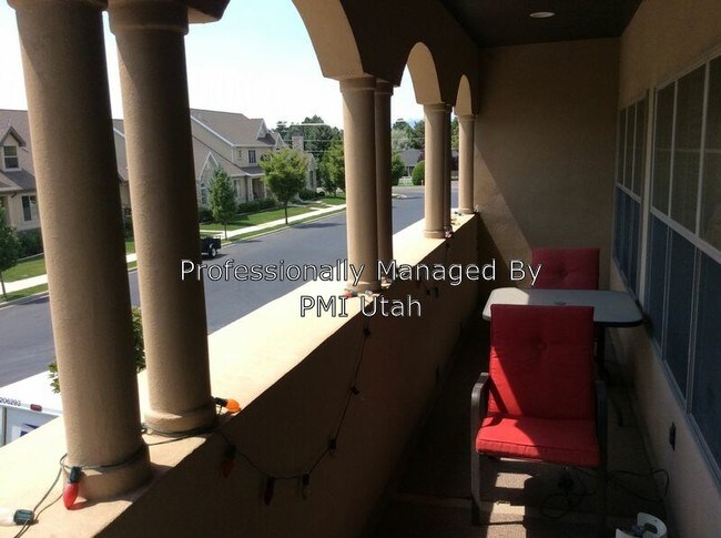 Building Photo - 5548 Pkwy W Dr