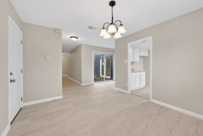 Building Photo - 10510 Overview Dr