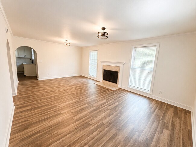 Building Photo - 1745 Hadlock St SW
