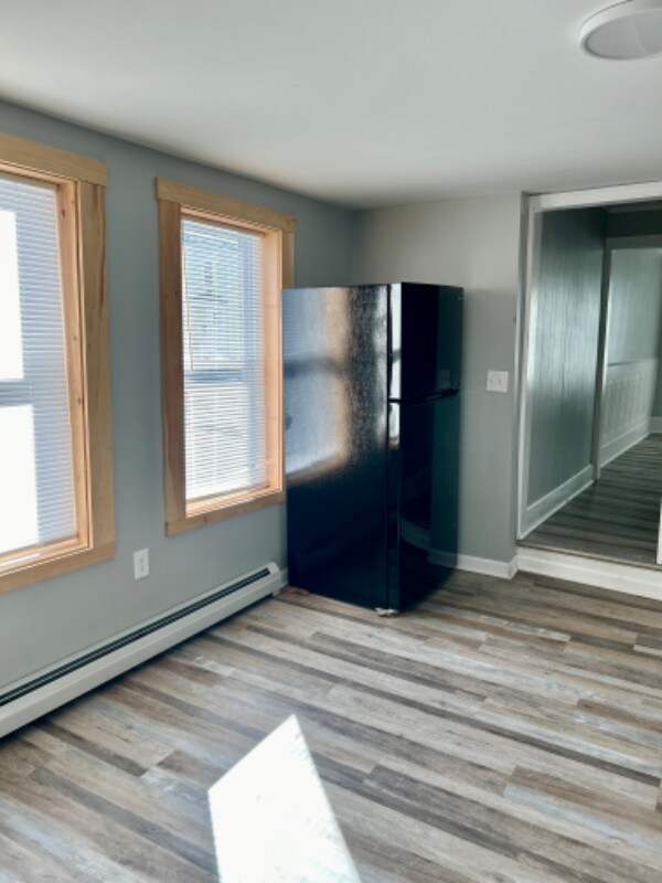 Building Photo - 36 Saint Mary's St