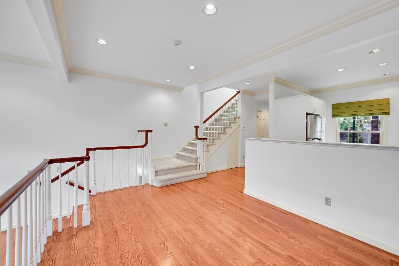 Building Photo - 487 Josephine St