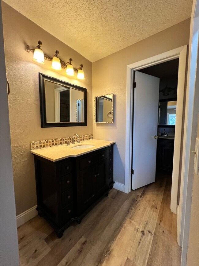 Building Photo - 8447 Tangelo Tree Dr