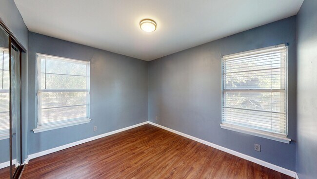 Building Photo - 7107 Westshire Dr