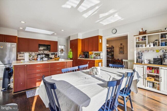 Building Photo - 7309 Pinecastle Rd