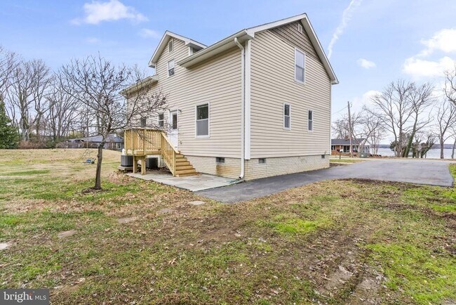 Building Photo - 25001 Half Pone Point Rd