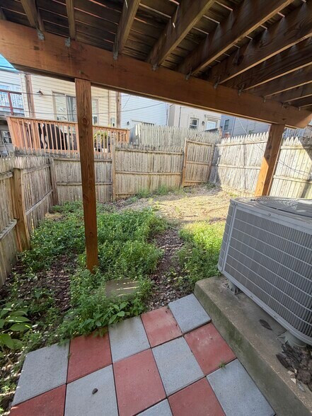 Building Photo - 3418 Gunther Way