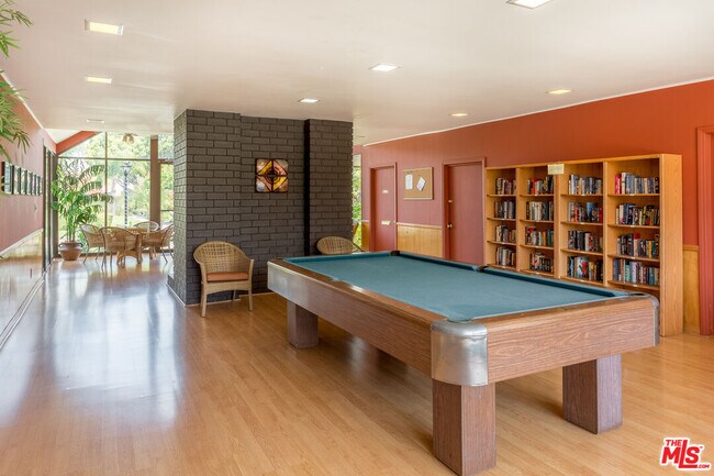 Building Photo - 5215 Sepulveda Blvd