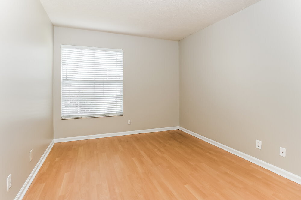 Building Photo - 116 Brook Woode Ave