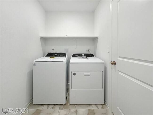 Building Photo - 5475 Barcola Ave