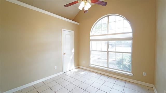 Building Photo - 306 Cherry St