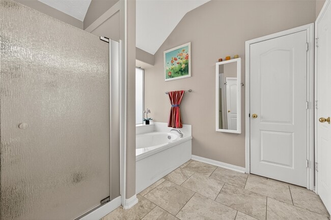 Building Photo - 17518 Heartwind Ct