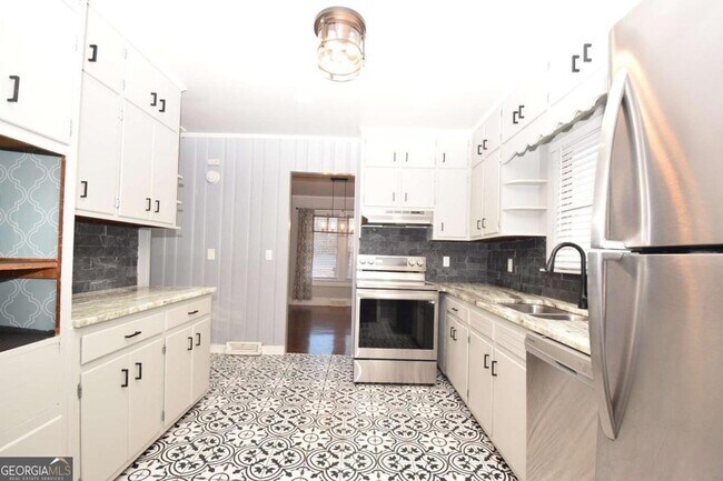 Building Photo - 3116 Jackson St