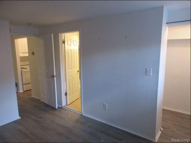 Building Photo - 31831 Grand River Ave