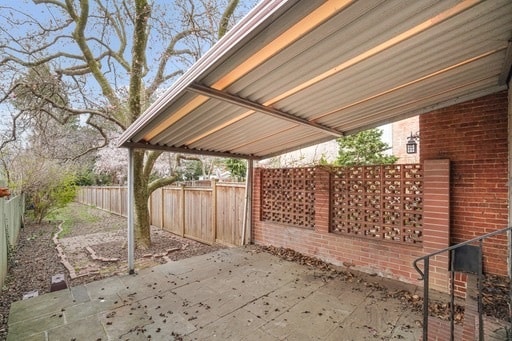 Building Photo - 104 W 3rd St