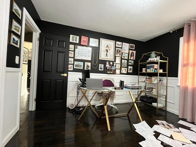 Building Photo - 523 Hory St