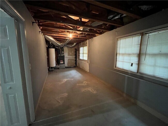 Building Photo - 4110 Sugar Mill Dr