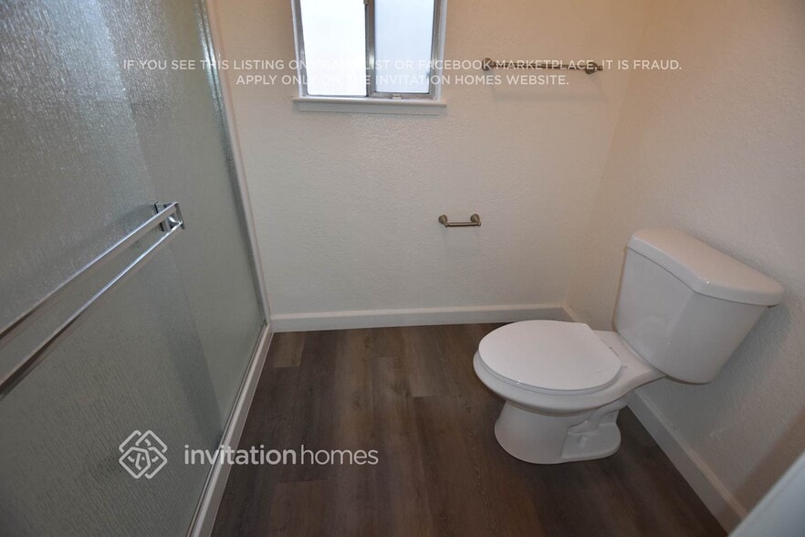 Building Photo - 1247 Crescendo Dr