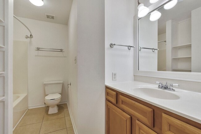 Building Photo - 3 bedroom in Ft Walton!!