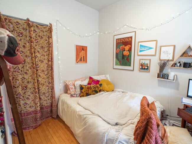 Building Photo - 1138 N Winchester Ave