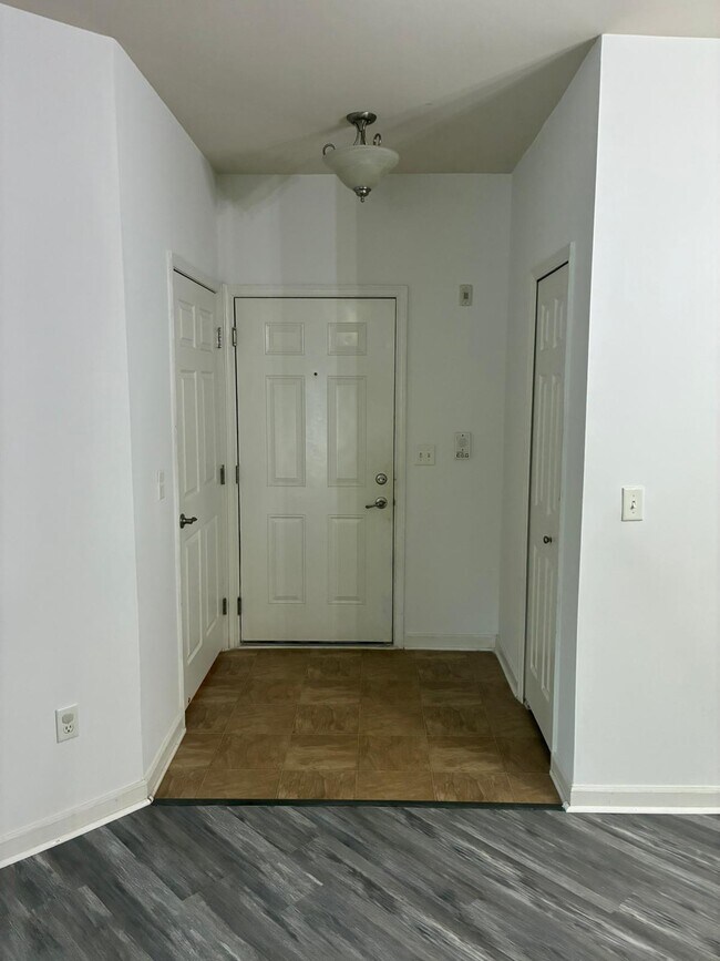 Building Photo - Wyndholme