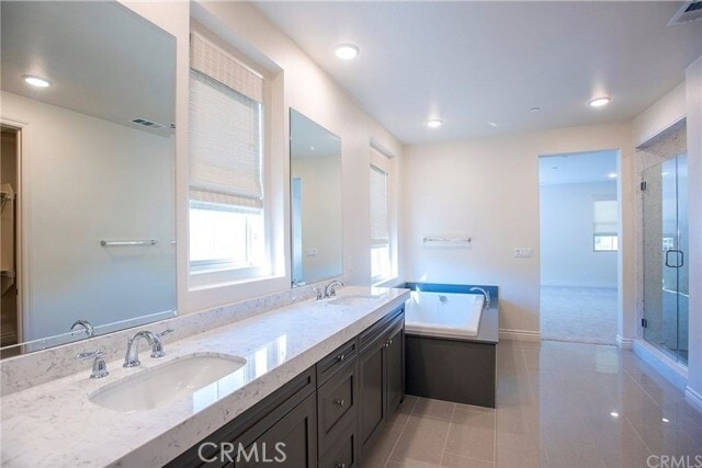 Building Photo - 221 Geyser
