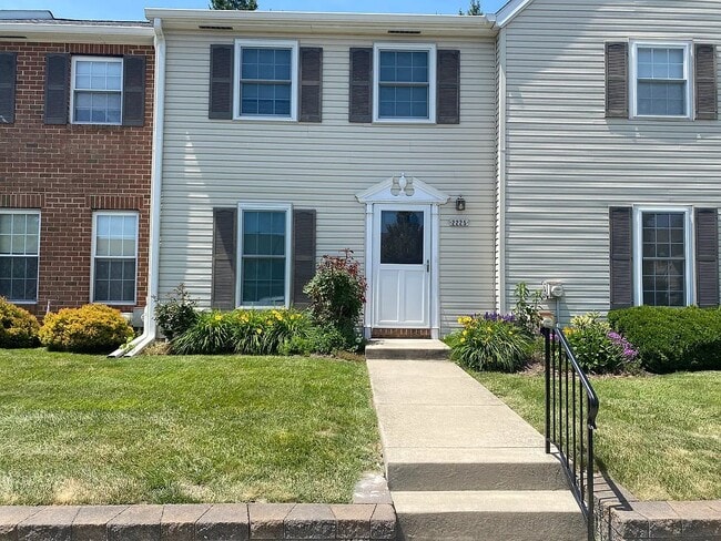 Building Photo - 2225 Mulberry Ct