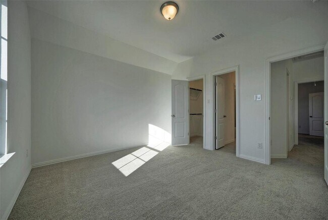 Building Photo - 2428 Demorse Dr
