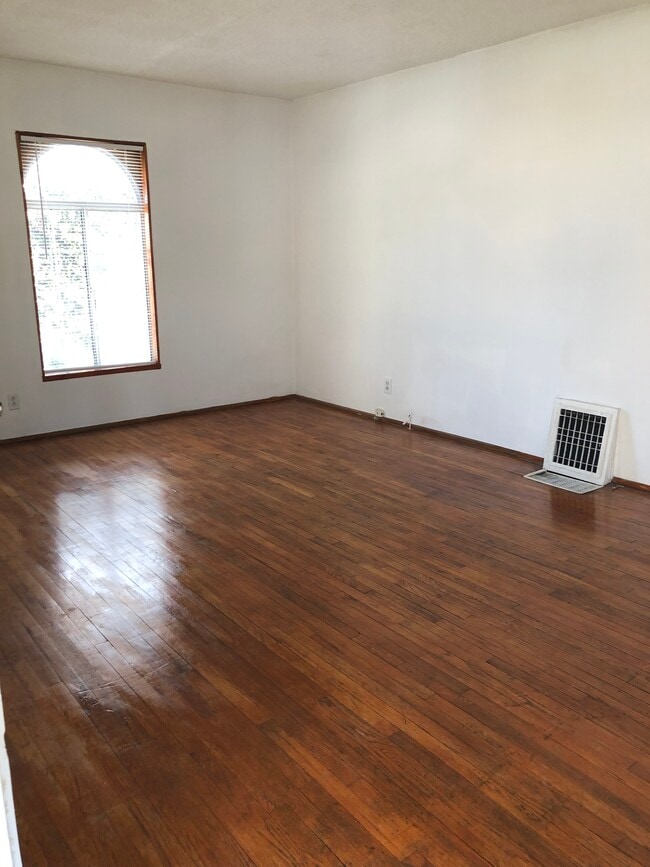 Building Photo - 8624 Olin St