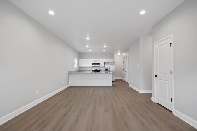 Building Photo - 2311 Nichols Rd