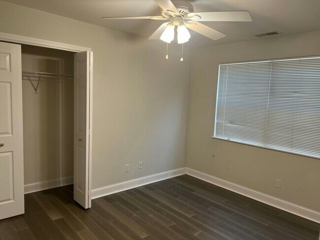 Building Photo - 2939 Freedom Cir