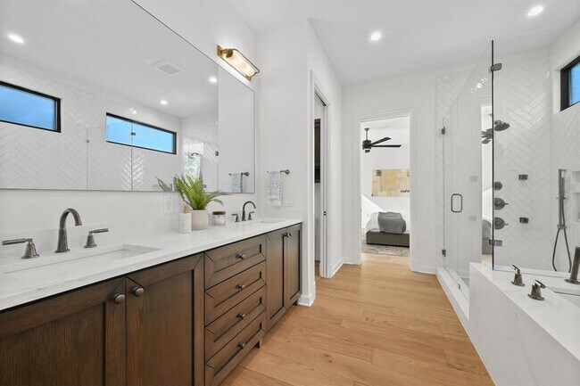 Building Photo - 5512 Shoalwood Ave