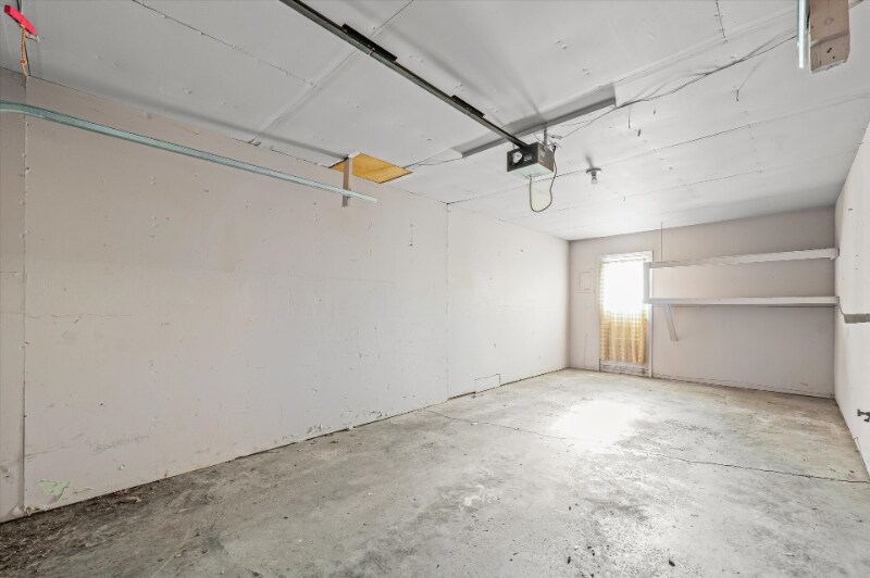 Building Photo - 615 E Colorado Ave