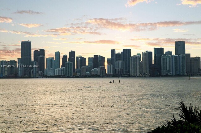 Building Photo - 5245 Fisher Island Dr
