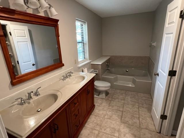 Building Photo - 8010 Hickory Ct