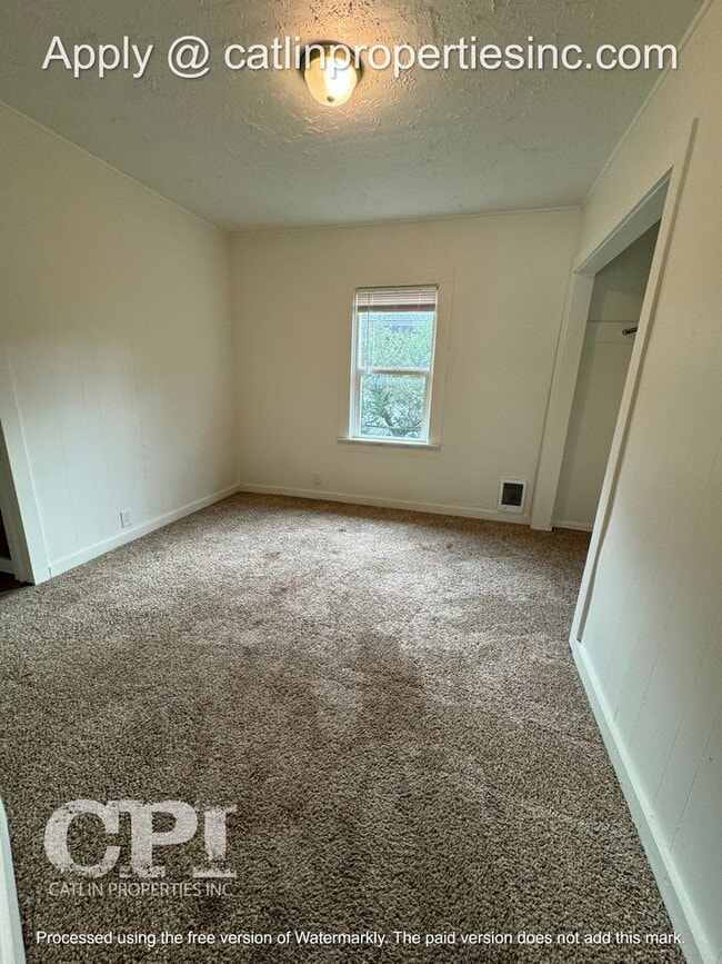 Building Photo - 271 26th Ave