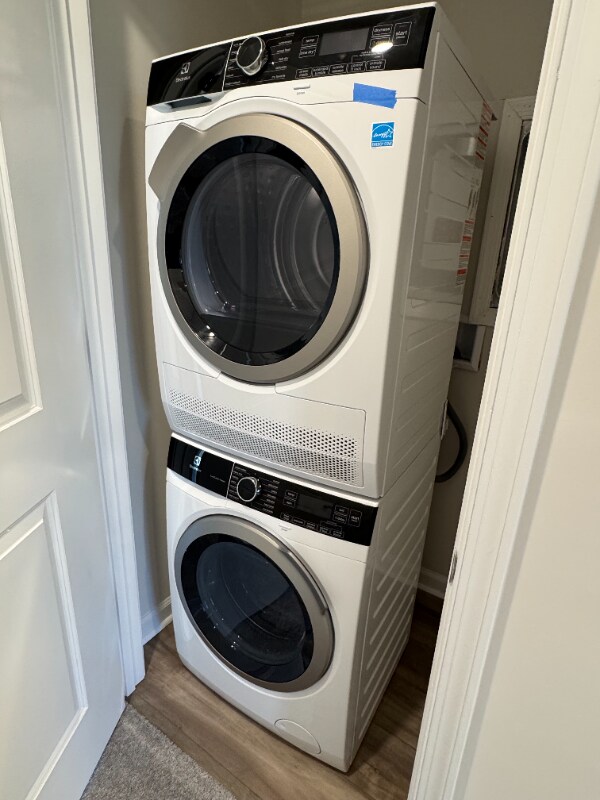 Building Photo - 5862 Ginger Dr