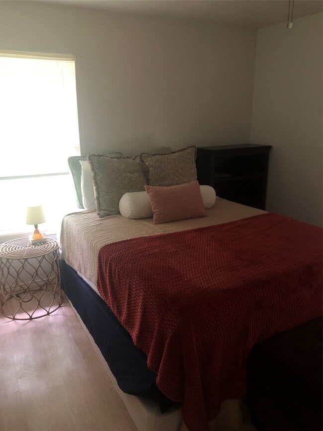 Building Photo - 4310 Holt St