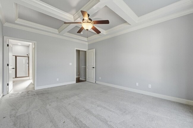 Building Photo - 723 Windrush Loop