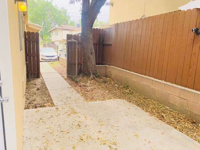 Building Photo - 25260