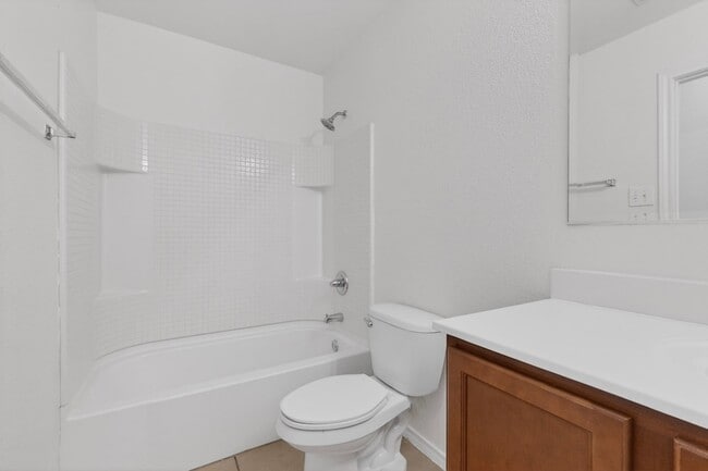 Building Photo - 416 Prescott Ln