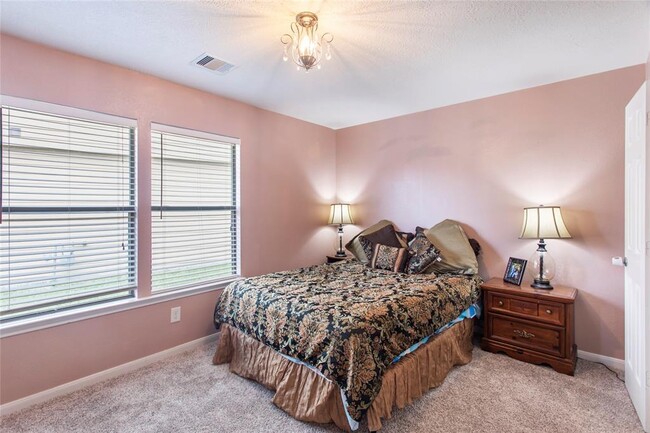 Building Photo - 18703 Brown Redbud Ct