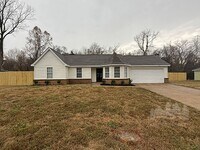 Building Photo - 5064 Bowdoin Dr