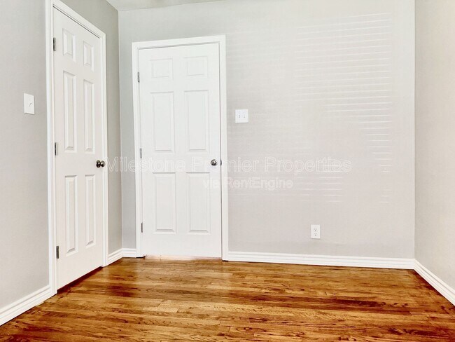 Building Photo - 101 Twining Dr