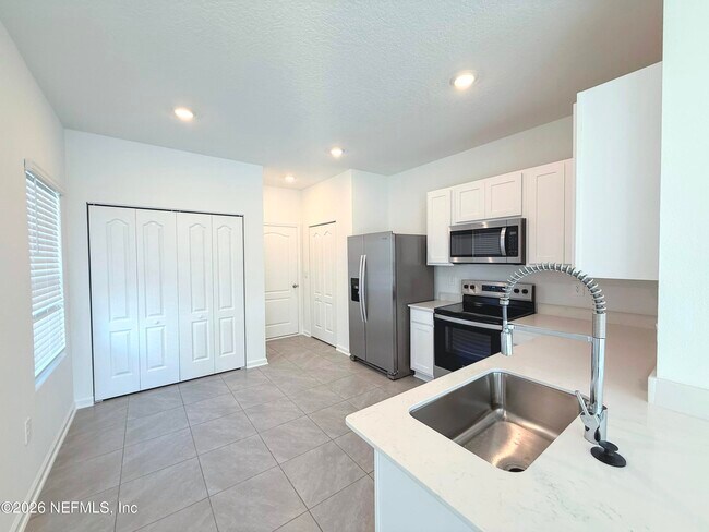 Building Photo - 42 Blue Hvn Rd