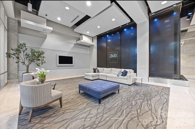 Building Photo - 210 N Church St