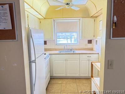 Building Photo - 145 Dorchester G