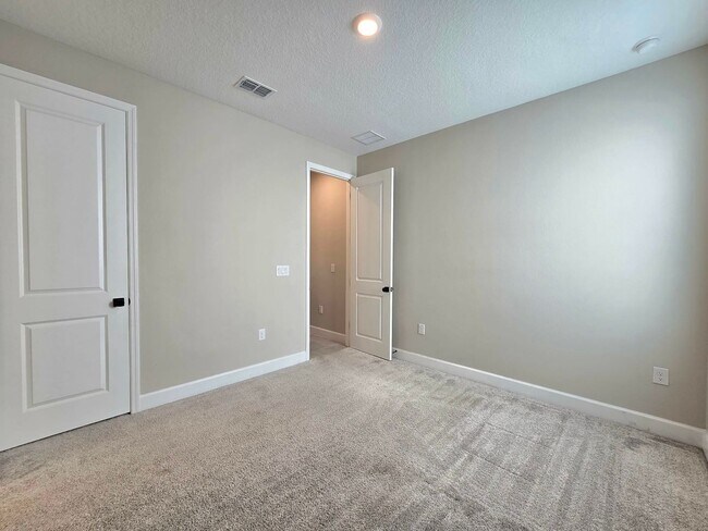 Building Photo - 5431 Arlington River Dr.
