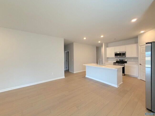 Building Photo - 11017 Wayland Rdg Dr