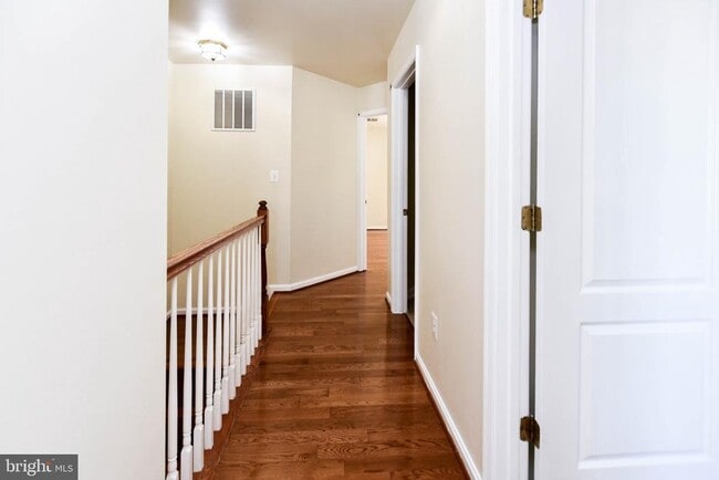 Building Photo - 2713 Yancey Ln